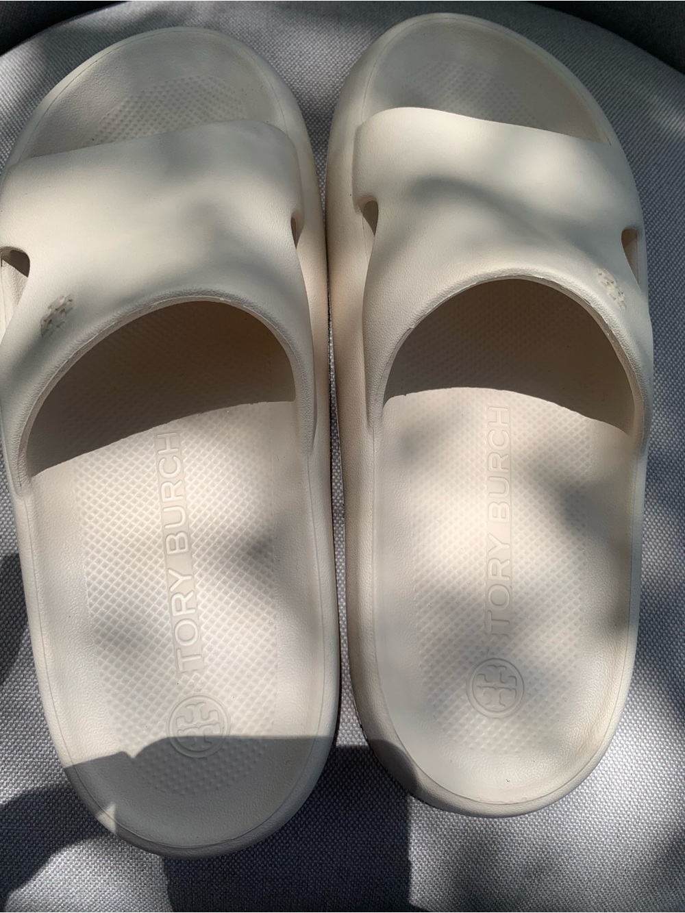 Tory Burch Kids Ivory Slide Sandals